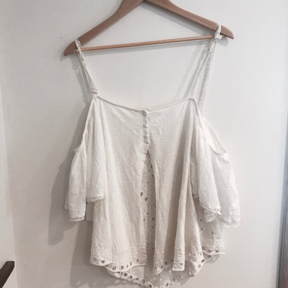 Free People white bohemian Top! Size large! - Picture 2 of 3